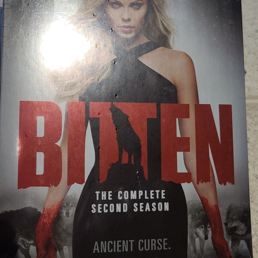 Bitten season 2 unopened
